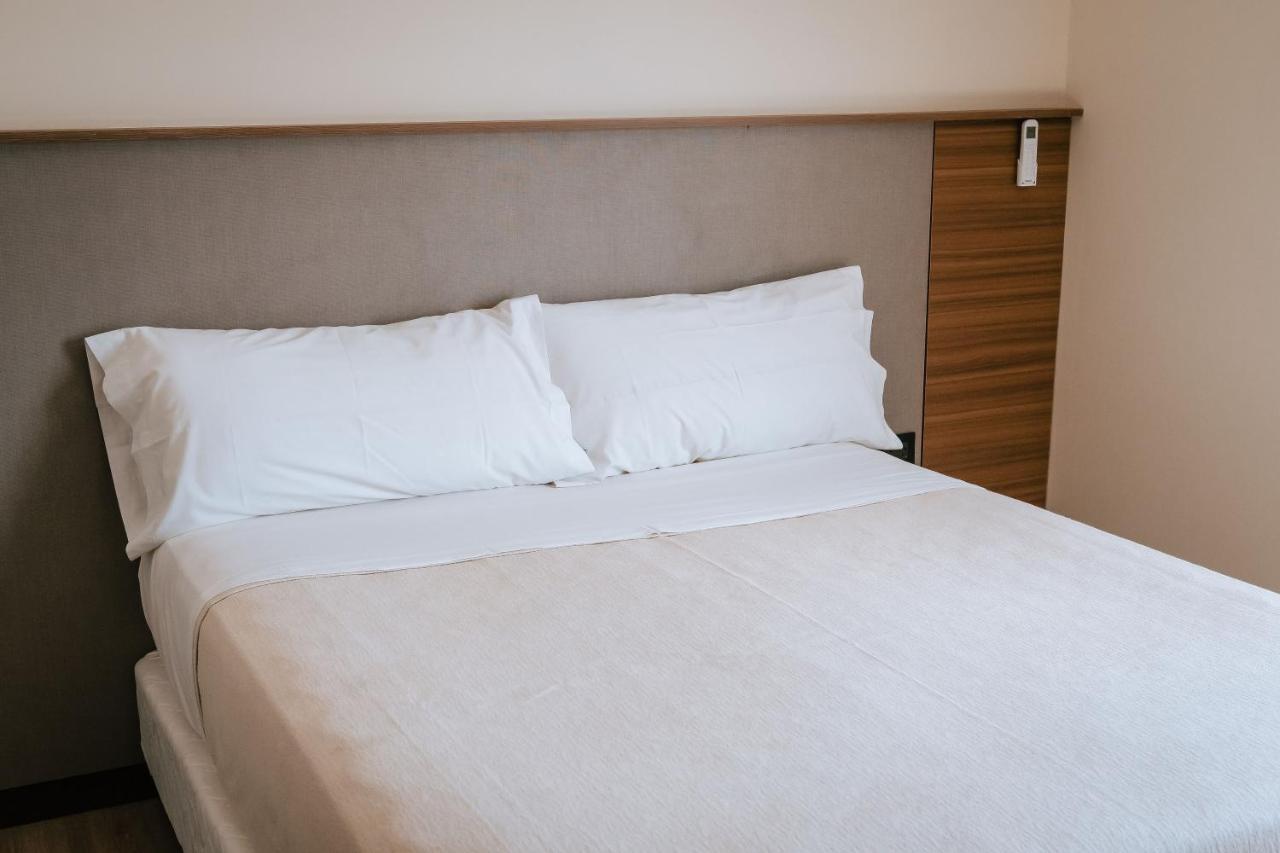 H1 Apartments Hotel Сан-Фернандо-дель-Валье-де-Катамарка Экстерьер фото